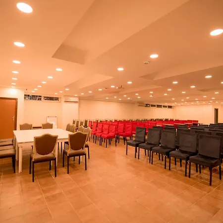Viking Garden Hotel 4*