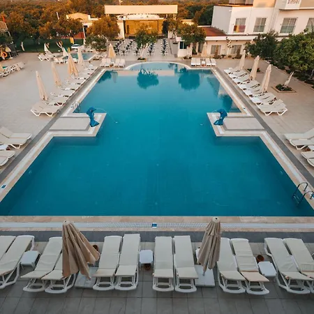 Viking Garden Hotel 4*