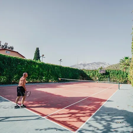 Отель Viking Garden