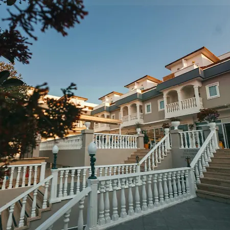 Viking Garden Отель