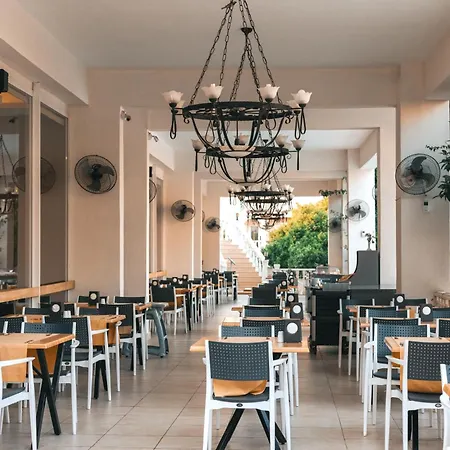 Отель Viking Garden