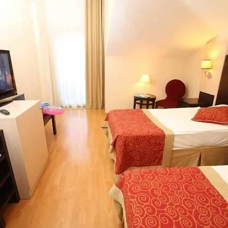 Viking Garden Hotel
