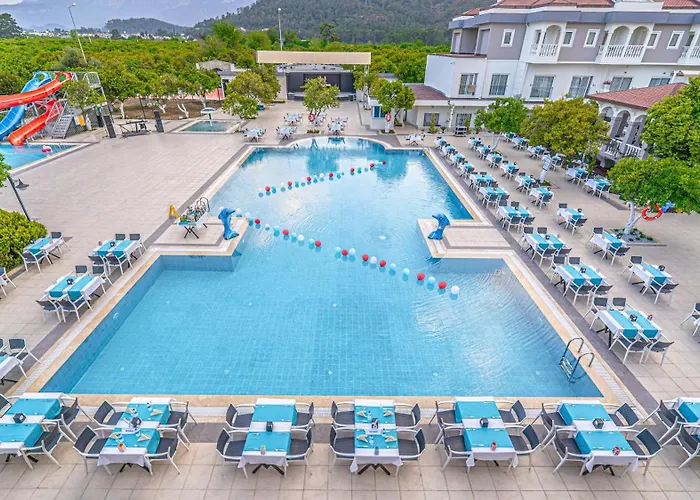 Viking Garden Hotel 4*